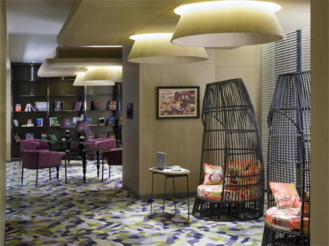 上海英迪格酒店公共區(qū)家具裝修效果圖