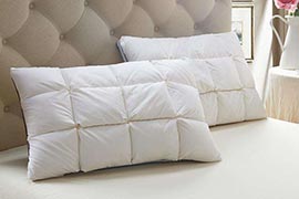 酒店里面的枕頭是哪一種？