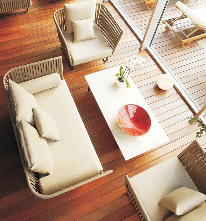 民宿戶外桌椅圖片